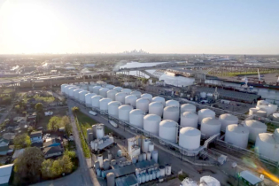 তেলের দাম ব্যারেল প্রতি ১০৫ ডলার ছাড়িয়ে গেছে তেলের দাম ব্যারেল প্রতি ১০৫ ডলার ছাড়িয়ে গেছে