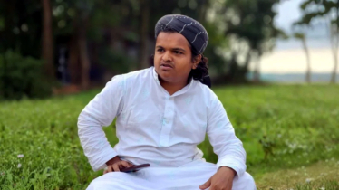 কীভাবে হাসিনাকে ফিরিয়ে আনা যায়, সেটা নিয়ে চিন্তা করেন