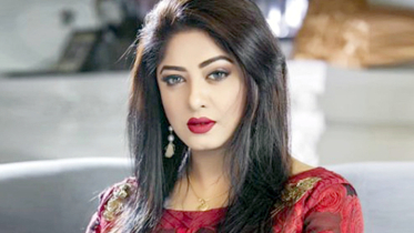 যুক্তরাষ্ট্র থেকে ’সুখবর’ দিলেন অভিনেত্রী মৌসুমী