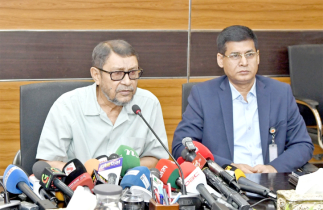 “ক্যান্সার চিকিৎসায় যুক্ত হচ্ছে ১৭ রেডিওথেরাপি মেশিন”