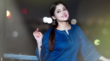 হঠাৎ একা হয়ে গেলে ভয় পেয়ো না : পূজা