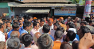 সারের দাবিতে লালমনিরহাট-বুড়িমারী মহাসড়ক অবরোধ সারের দাবিতে লালমনিরহাট-বুড়িমারী মহাসড়ক অবরোধ
