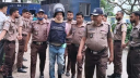 ট্রাইব্যুনালে প্রসিকিউশনের সঙ্গে পলকের বাকবিতণ্ডা ট্রাইব্যুনালে প্রসিকিউশনের সঙ্গে পলকের বাকবিতণ্ডা