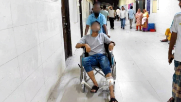 ছাত্রদলের দুই গ্রুপের সংঘর্ষ, সাংবাদিক হামলার শিকার ছাত্রদলের দুই গ্রুপের সংঘর্ষ, সাংবাদিক হামলার শিকার