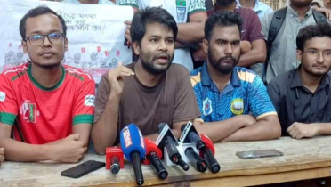 ‘ঢাবির কোনো শিক্ষক বা সিন্ডিকেটকে মানব না’