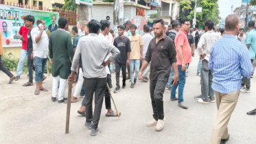 বিএনপির প্রতিষ্ঠাবার্ষিকী ঘিরে দুই পক্ষের সংঘর্ষে রণক্ষেত্র সীতাকুণ্ড বিএনপির প্রতিষ্ঠাবার্ষিকী ঘিরে দুই পক্ষের সংঘর্ষে রণক্ষেত্র সীতাকুণ্ড