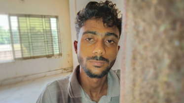 বন্দরে স্বর্ণের দোকানে প্রকাশ্য ডাকাতি: আটক ১, চাকু উদ্ধার বন্দরে স্বর্ণের দোকানে প্রকাশ্য ডাকাতি: আটক ১, চাকু উদ্ধার