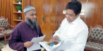অসহায়ের পাশে ‘গরিবের বন্ধু’ গাজীপুরের ডিসি অসহায়ের পাশে ‘গরিবের বন্ধু’ গাজীপুরের ডিসি