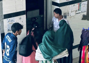 যবিপ্রবিতে লিফটের ত্রুটিতে ভোগান্তি, চতুর্থ তলায় চার ছাত্রী আটকা যবিপ্রবিতে লিফটের ত্রুটিতে ভোগান্তি, চতুর্থ তলায় চার ছাত্রী আটকা