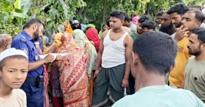 নরসিংদীতে অটোরিকশা-কাভার্ডভ্যান সংঘর্ষে নিহত ২ নরসিংদীতে অটোরিকশা-কাভার্ডভ্যান সংঘর্ষে নিহত ২